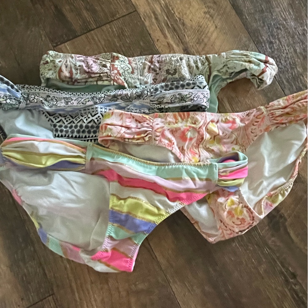 Bundle of 4 Bottoms